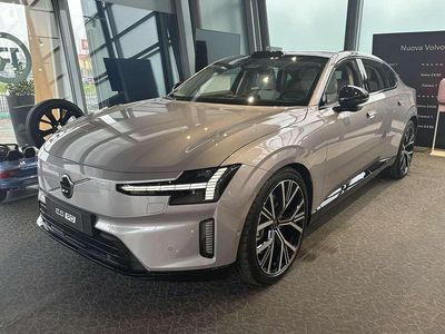 Nuova Volvo ES90 Ultra 244 kW (333 CV) 2026 Argento Berlina