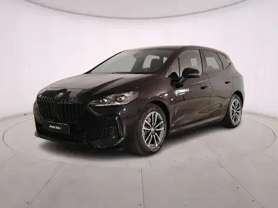Usata BMW 218 Active Tourer M Sport 150 CV (110 kW) 2024 Black sapphire Monovolume