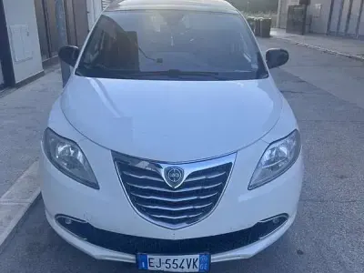Usata Lancia Ypsilon S 95 CV (69 kW) 2011 Utilitaria