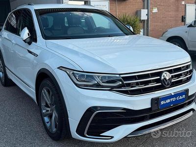 Usata VW Tiguan R-line 150 CV (110 kW) 2023 Bianco SUV