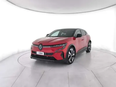 Usata Renault Megane E-Tech Techno 55 kW (75 CV) 2023 Bestyle marrakech (rosso pass SUV