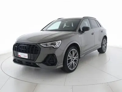 Usata Audi Q3 S-Line 150 CV (110 kW) 2023 Grigio chronos metallizzato SUV