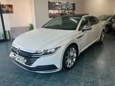 Usata VW Arteon Elegance 150 CV (110 kW) 2018 Bianco Utilitaria