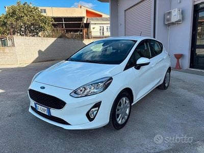 Gebraucht Ford Fiesta 86 PS (63 kW) 2020 Weiß Limousine