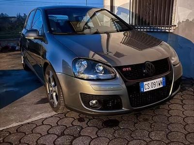 Usata VW Golf IV GTI 200 CV (147 kW) 2005 Grigio Berlina