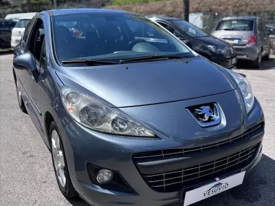 Usata Peugeot 207 Active 92 CV (67 kW) 2011 Grigio Berlina