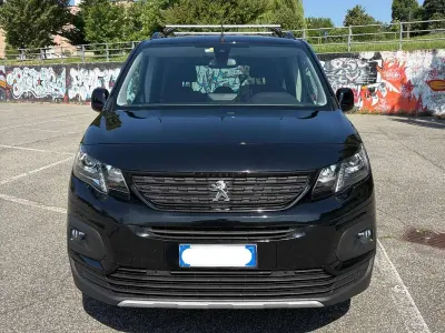 Usata Peugeot Rifter GTi 100 kW (136 CV) 2023 Nero Monovolume
