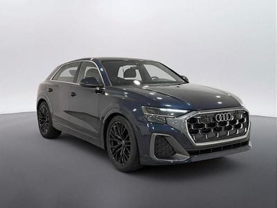 Usata Audi Q8 S-Line 286 CV (210 kW) 2024 Blu waitomo metallizzato SUV