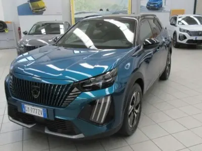 Usata Peugeot 2008 GT 136 CV (100 kW) 2025 Blu/azzurro SUV
