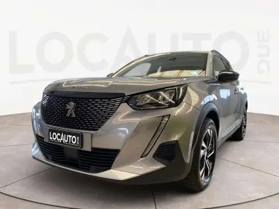 Używany Peugeot 2008 Allure 131 KM (96 kW) 2023 Szary SUV