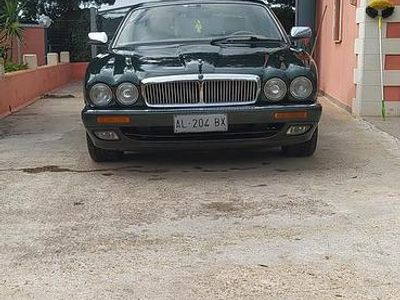 Usata Jaguar X300 Sovereign 1996 Verde Berlina