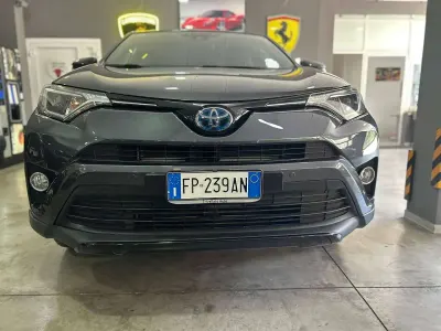 Usata Toyota RAV4 Hybrid Business Edition 155 CV (114 kW) 2018 Other SUV