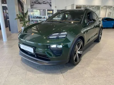 Usata Porsche Macan 300 kW (408 CV) 2024 Verde SUV