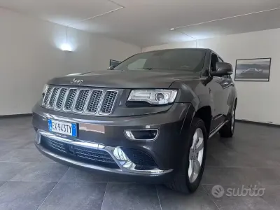 Usata Jeep Grand Cherokee Summit 250 CV (183 kW) 2014 Grigio SUV