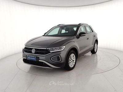 Usata VW T-Roc Life 150 CV (110 kW) 2025 Grigio metallizzato SUV