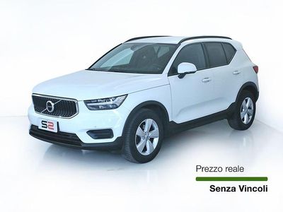 Usata Volvo XC40 Momentum 129 CV (94 kW) 2022 Bianco SUV