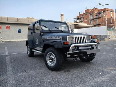 Usata Jeep Wrangler 103 CV (75 kW) 1991 Nero SUV