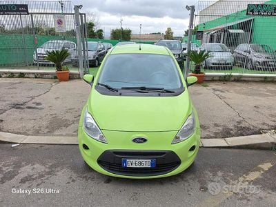 Usata Ford Ka 69 CV (50 kW) 2014 Verde Berlina