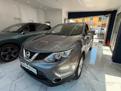 Usata Nissan Qashqai Visia 110 CV (80 kW) 2017 Grigio SUV
