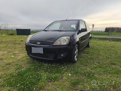 Usata Ford Fiesta 68 CV (50 kW) 2007 Blu Utilitaria