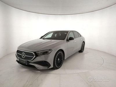 Usata Mercedes E220 Premium Plus 197 CV (144 kW) 2025 Grigio Berlina