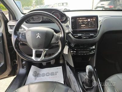 Grigio Usata 2016 Peugeot 2008 Allure SUV | 7900 € (Ottimo prezzo)