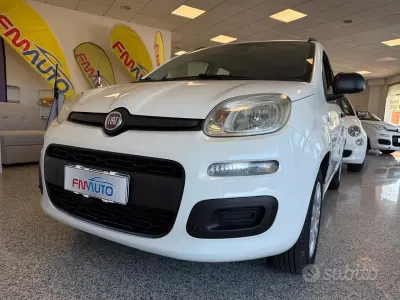 Usata Fiat Panda Easy 86 CV (63 kW) 2013 Bianco Utilitaria