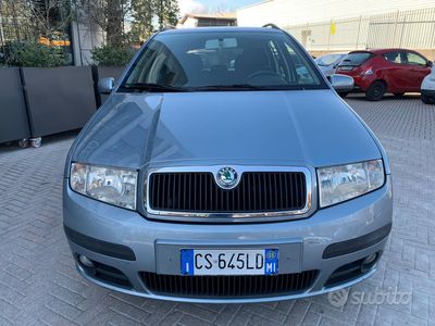 usata Skoda Fabia sw 1400 benzina