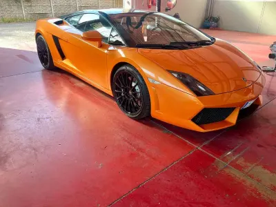 Usata Lamborghini Gallardo 560 CV (411 kW) 2011 Arancione Coupé