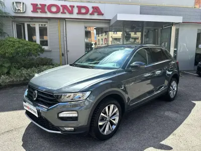 Usata VW T-Roc Style 150 CV (110 kW) 2019 Grigio SUV