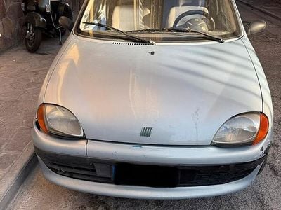 Usata Fiat 600 2000 Blu Utilitaria