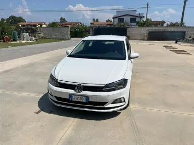 Usata VW Polo Comfortline 95 CV (69 kW) 2018 Bianco Utilitaria