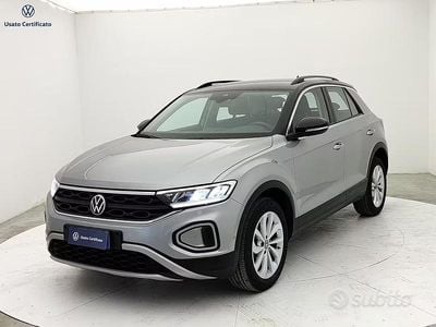 Usata VW T-Roc Life 110 CV (80 kW) 2023 Grigio SUV