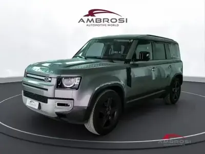 Usata Land Rover Defender SE Dynamic 400 CV (294 kW) 2021 Grigio SUV