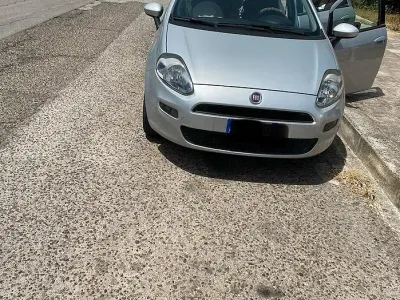 Usata Fiat Punto Evo 65 CV (47 kW) 2013 Grigio Utilitaria