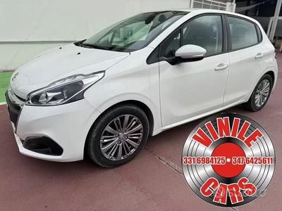 Usata Peugeot 208 Allure 83 CV (61 kW) 2019 Bianco Utilitaria