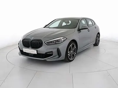 Usata BMW 116 M Sport 116 CV (85 kW) 2024 Skyscraper grey Utilitaria