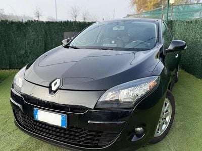 Nero Usata 2011 Renault Mégane GT Line GT-Line Berlina | 3900 € (Buon prezzo)