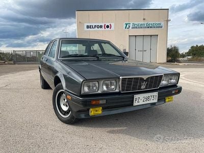 Begagnad Maserati Biturbo 203 HK (149 kW) 1985 Grå Sedan