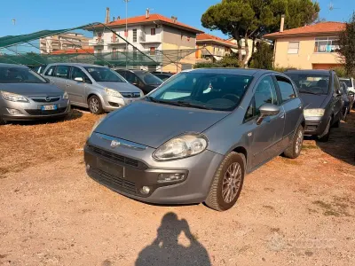Usata Fiat Punto Evo Dynamic 77 CV (56 kW) 2011 Grigio Utilitaria