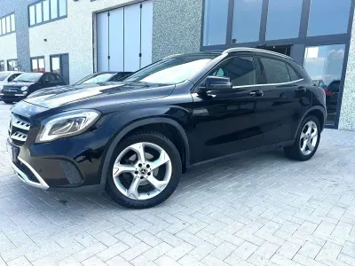 Usata Mercedes GLA200 136 CV (100 kW) 2018 Nero SUV