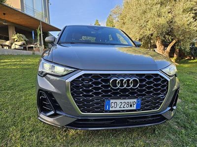 Usata Audi Q3 Business Plus 150 CV (110 kW) 2021 Grigio SUV