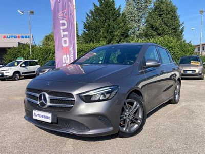 Usata Mercedes B180 Business 116 CV (85 kW) 2020 Grigio Monovolume