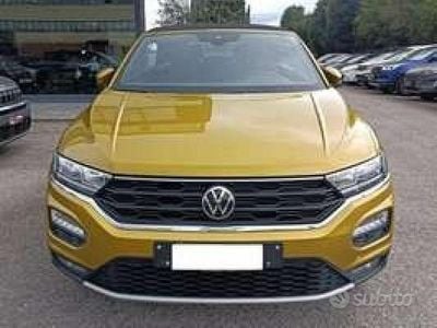 Usata VW T-Roc Cabriolet Style 116 CV (85 kW) 2020 Giallo Cabrio