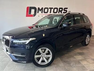 Usata Volvo XC90 Momentum 235 CV (172 kW) 2016 Blu SUV