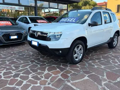 Usata Dacia Duster Lauréate 107 CV (78 kW) 2013 Bianco SUV