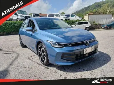 Usata VW Golf VIII Goal 116 CV (85 kW) 2025 Blu/azzurro Berlina