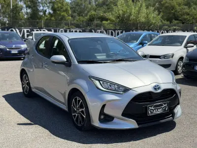 Usata Toyota Yaris Hybrid