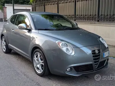 Usata Alfa Romeo MiTo 120 CV (88 kW) 2010 Grigio Utilitaria