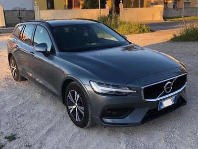usata Volvo V60 Geartronic Business Plus - 2019